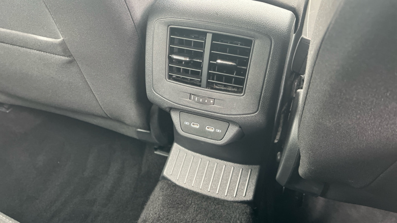 Volkswagen T-Roc 1.5 TSI Life 5dr Petrol Hatchback